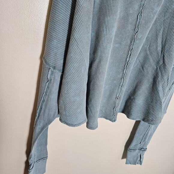 NWOT We The Free  Microphone Drop Thermal Oversized Slouchy Thumbholes Sz Medium - Picture 10 of 15